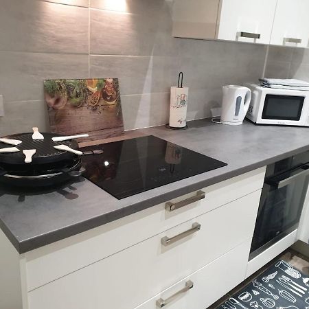 Appartement Cosy Et Chaleureux Lons-le-Saunier Esterno foto